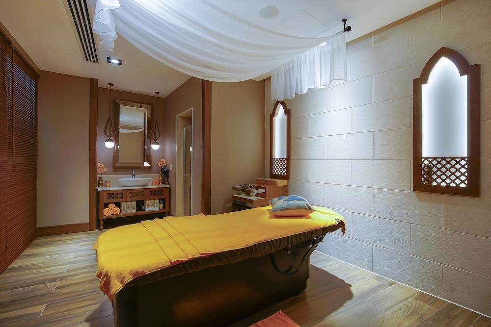 Foto de Limak Cyprus Deluxe Hotel - All Inclusive