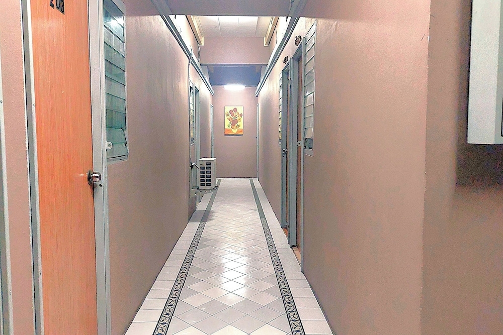 Foto de Sukhum Sukhumvit-Onnut Guest House