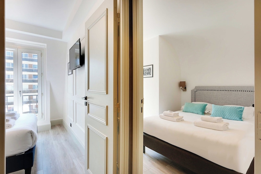 Foto de Amazing 2bd/6p apt With A/C - Bastille