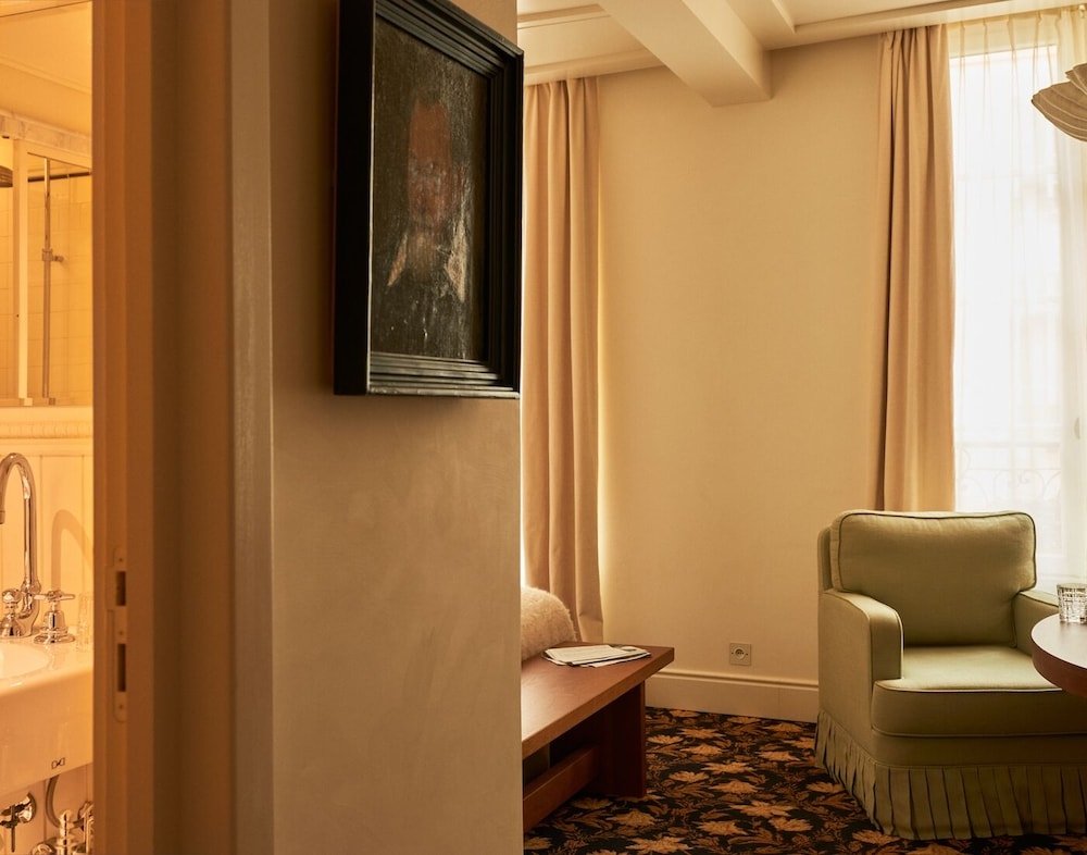 Hôtel Château Voltaire, Paris