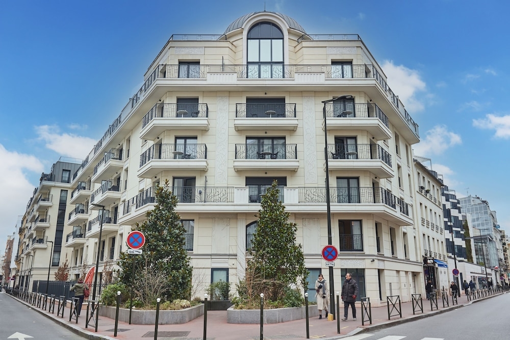 ApartHotel Paris Levallois Maurice Ravel, Paris