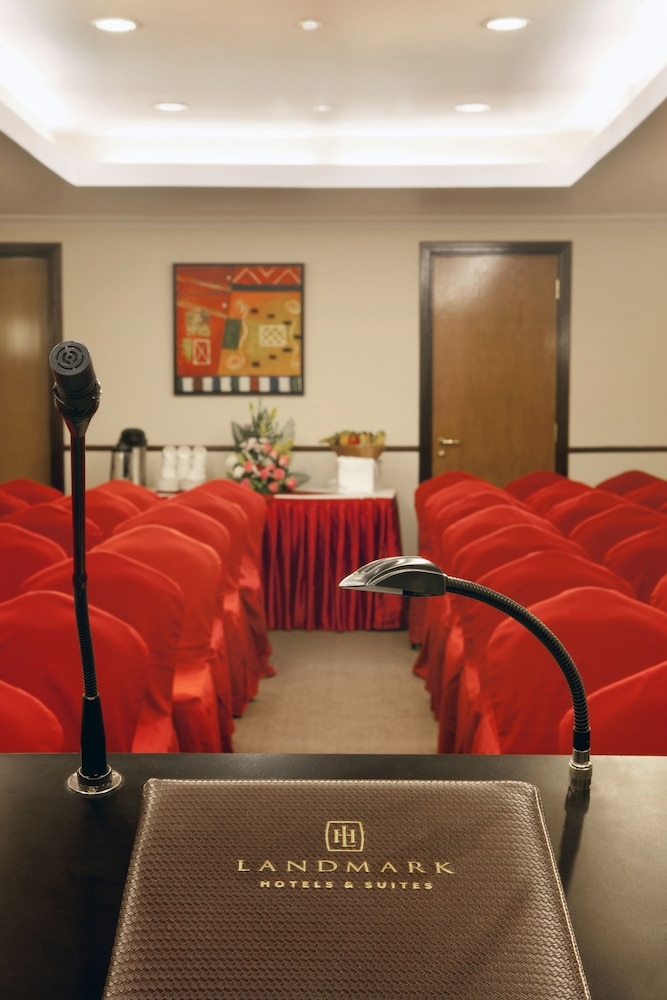 Foto de Landmark Hotel