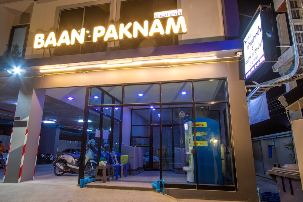 Foto de Baan Paknam Hotel