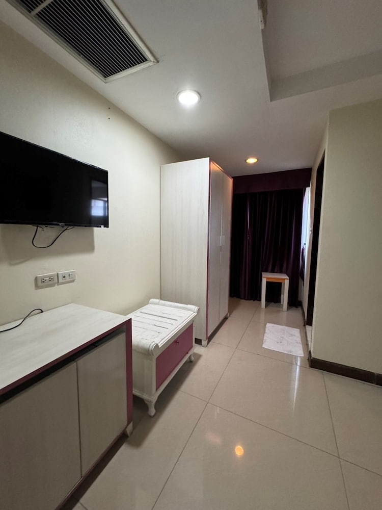 Foto de ORCHID INN  at  SKV 3