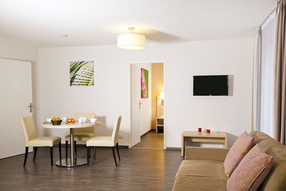 Foto de Residhome Neuilly Bords de Marne
