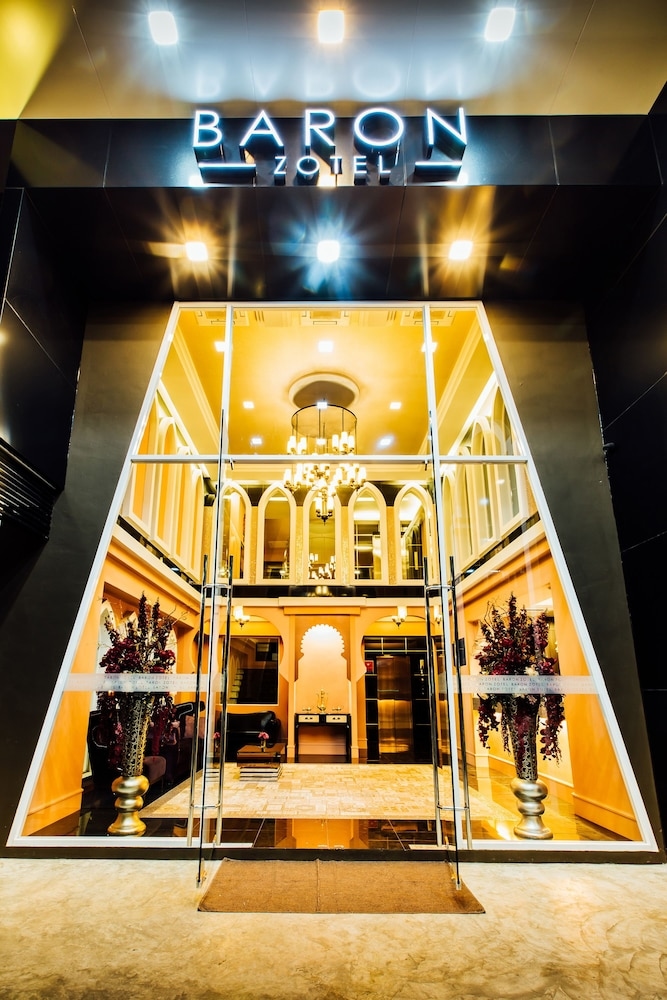 Foto de Baron Zotel Bangkok