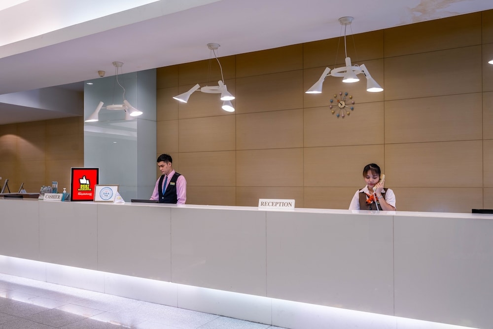 Foto de Baiyoke Suite Hotel