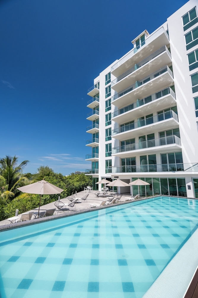 EHDEN Vacation Suites Puerto Cancún, Cancún