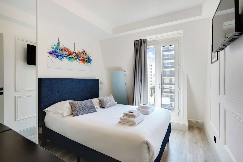 Foto de Amazing 2bd/6p apt With A/C - Bastille