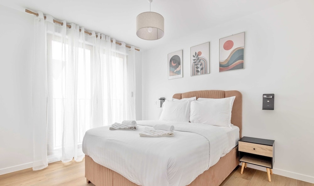 Foto de Modern Apt With Balcony -6p-proche Disney/paris