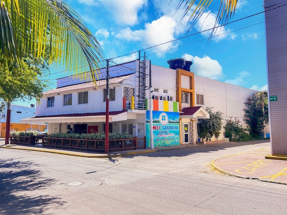 Sweet Caribbean Airport Hotel