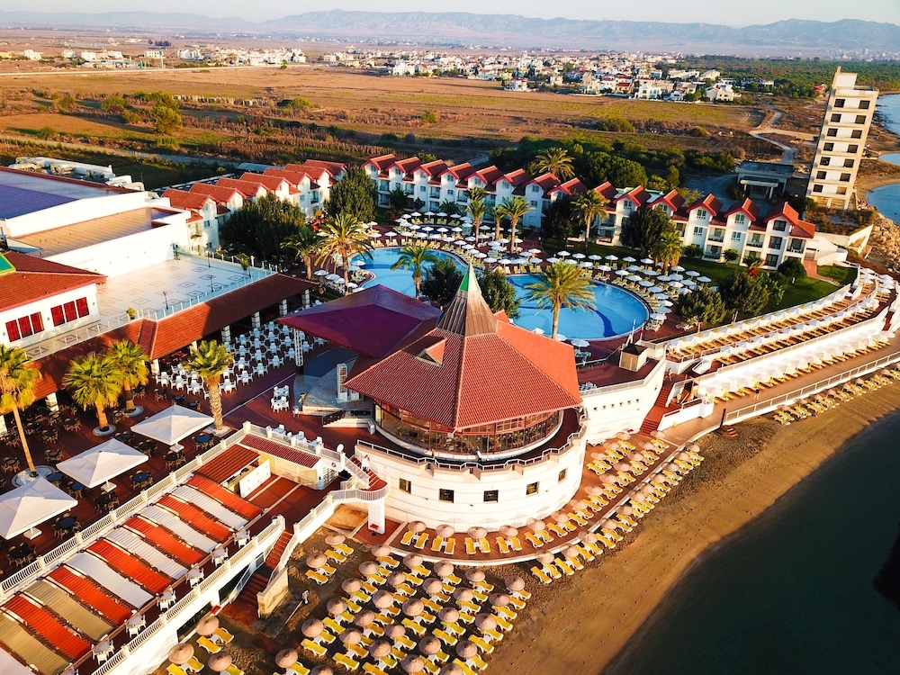 Salamis Bay Conti Hotel