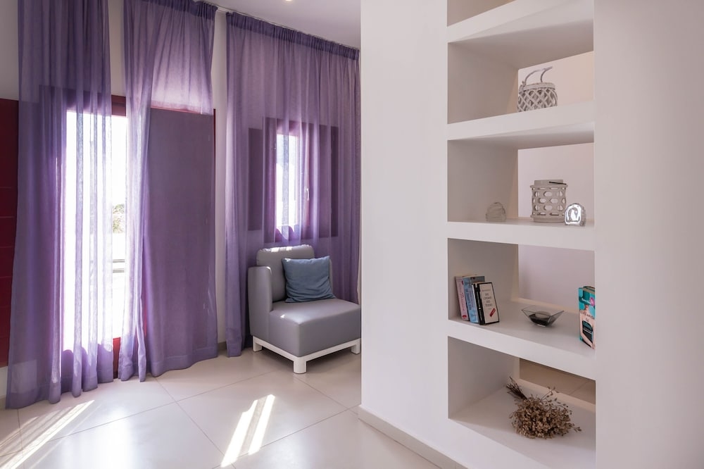 Foto de Mar n Mar Crown Hotel and Suites