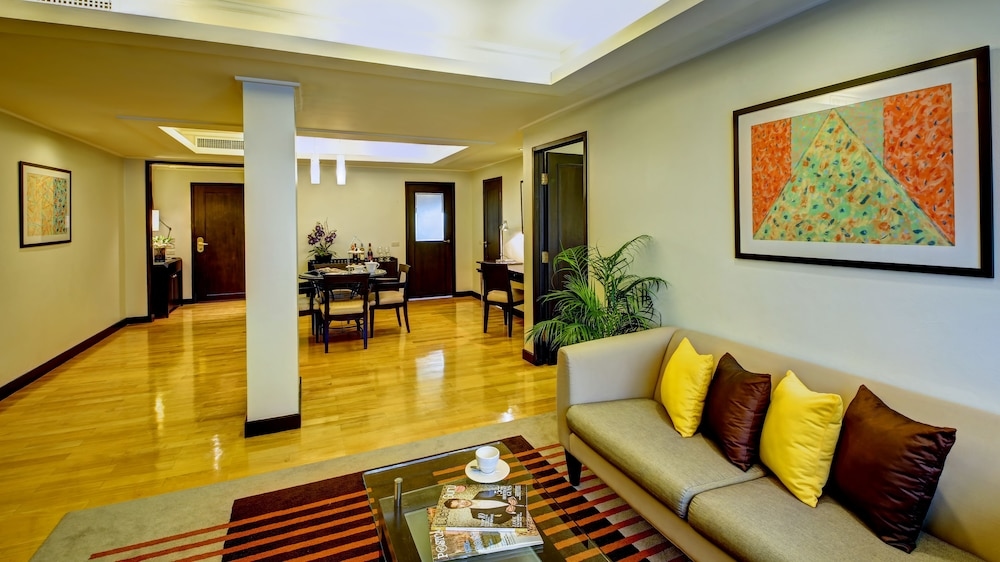 Foto de Radisson Hotel Chateau de Bangkok