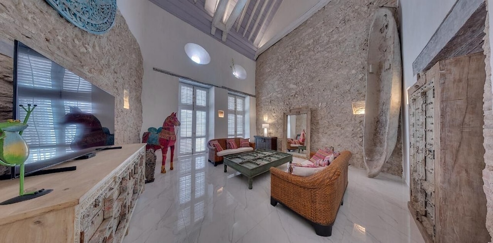 Upper House, Cartagena