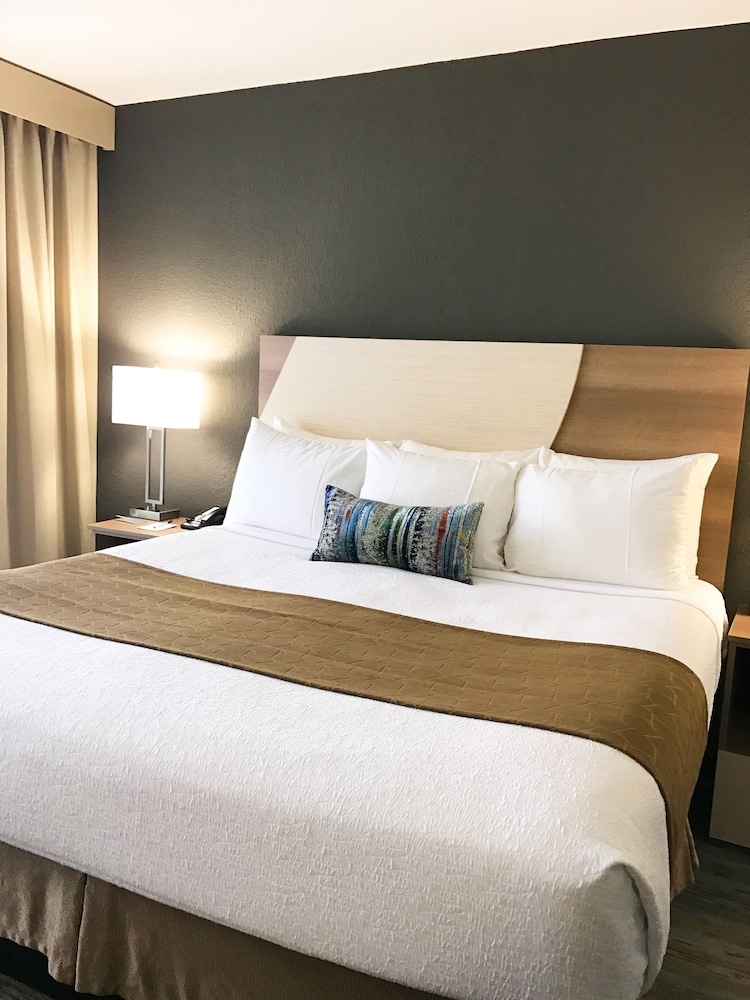 Foto de Best Western Plus Atlantic Beach Resort