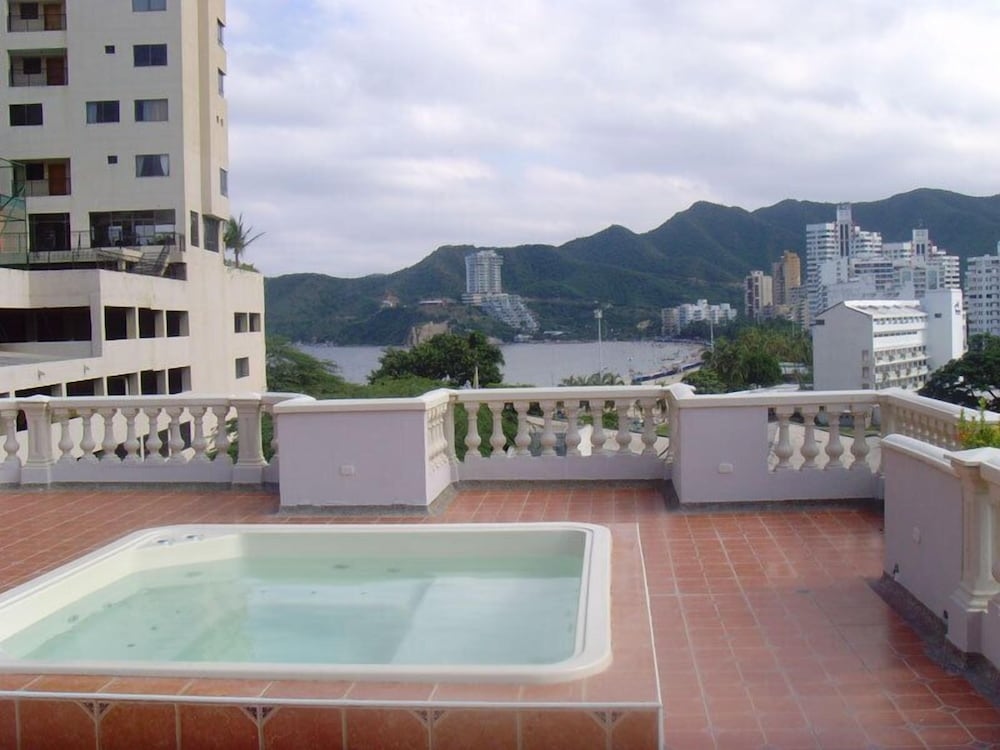 Foto de Aparta Hotel Roca Marina