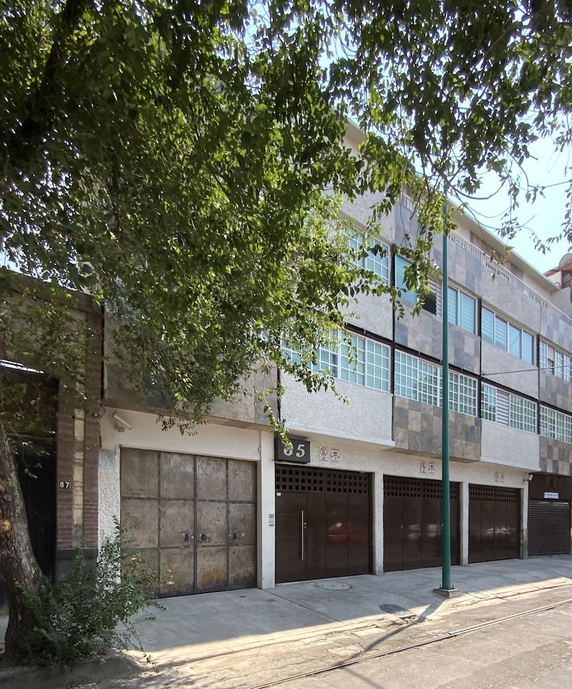 Downtown Treasure Place