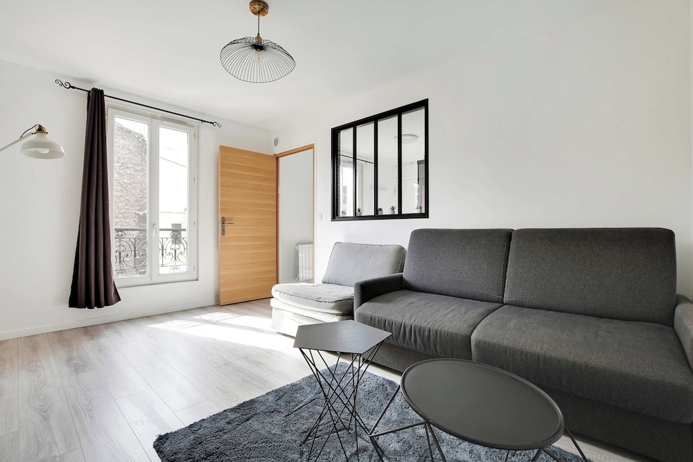 Authentic Apartment - 1br/5p - La Villette