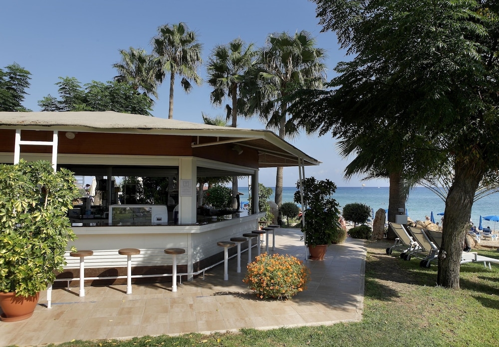 Foto de Sunrise Beach Hotel
