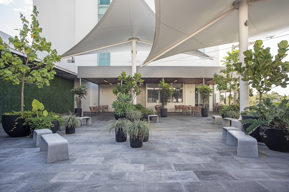 Foto de Holiday Inn Express Guadalajara Iteso by IHG
