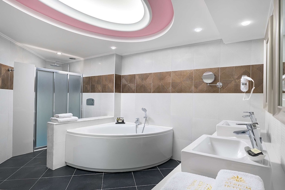 Foto de Atrium Platinum Luxury Resort Hotel & Spa