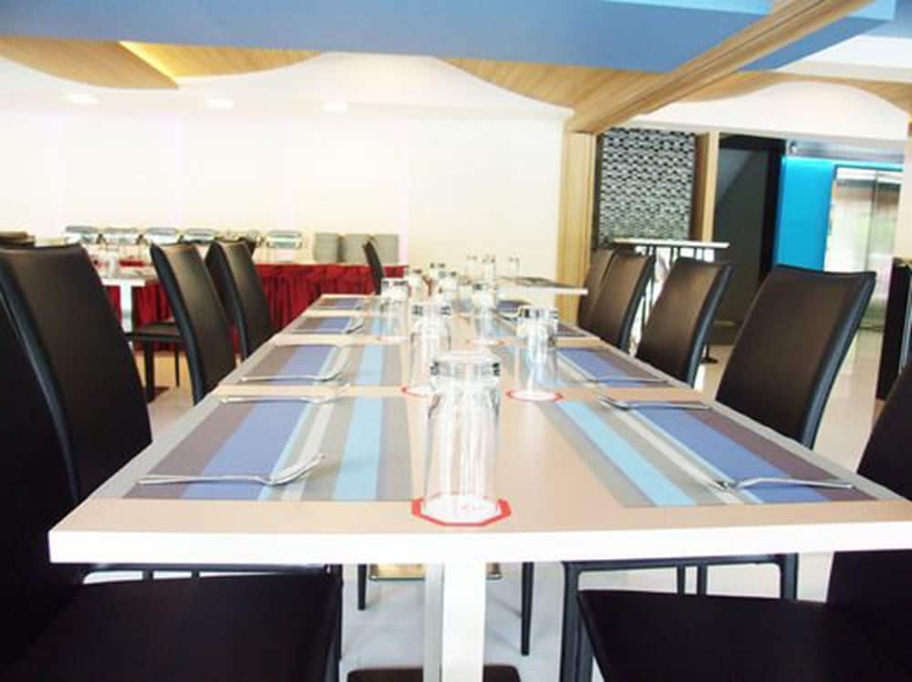 Foto de Grand Tower Inn Sathorn Bangkok