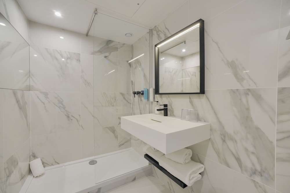 Foto de Best Western Plus Paris Meudon Ermitage
