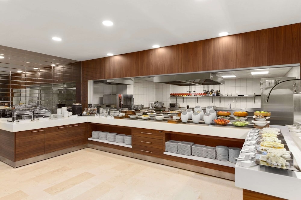 Foto de Ramada Encore by Wyndham Istanbul Kartal