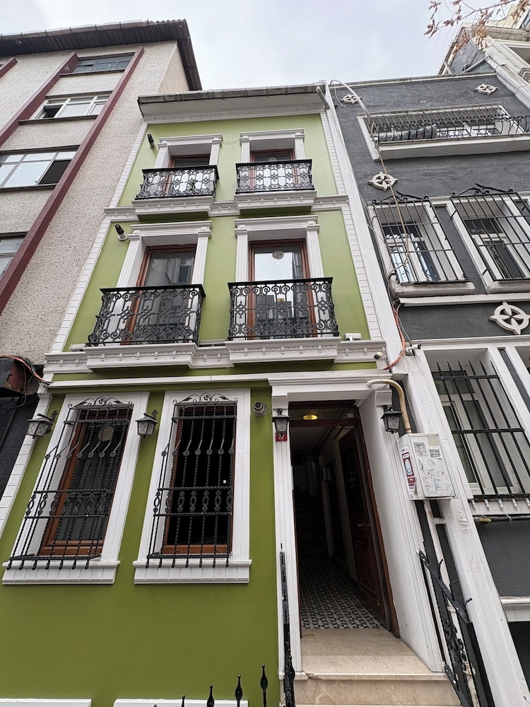 Taksim Green Suites