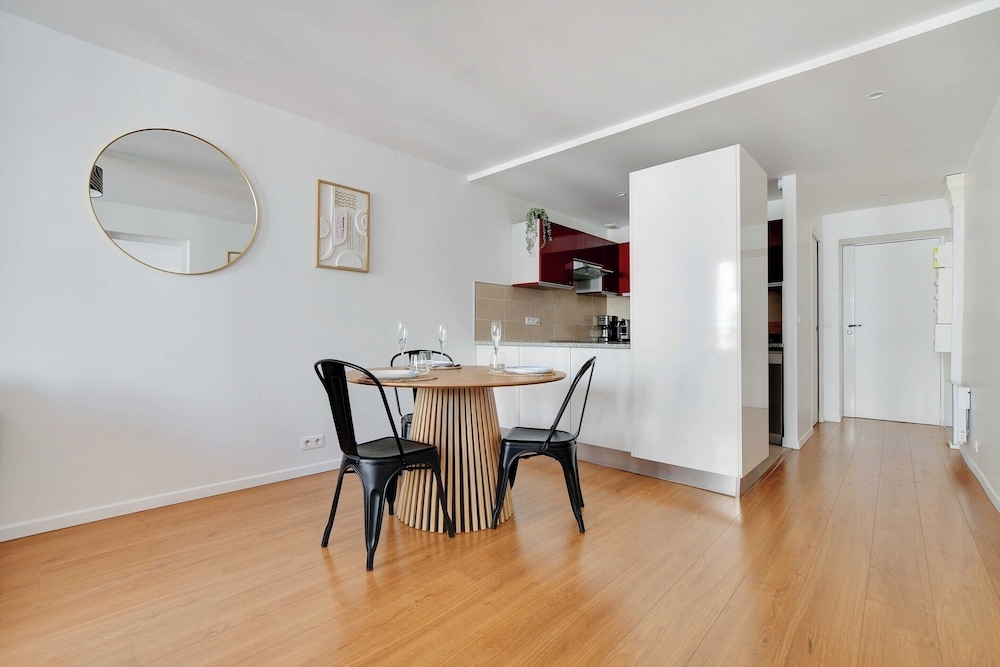 Foto de Elegant Apt - 1bdr/4p - Marais / Place des Vosges