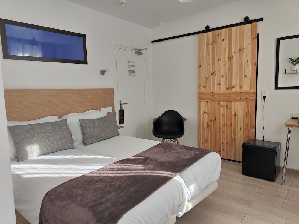 Foto de Hotel Le National Clichy Paris
