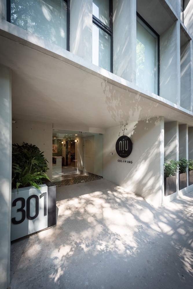 NIU Modern & Centric Lofts
