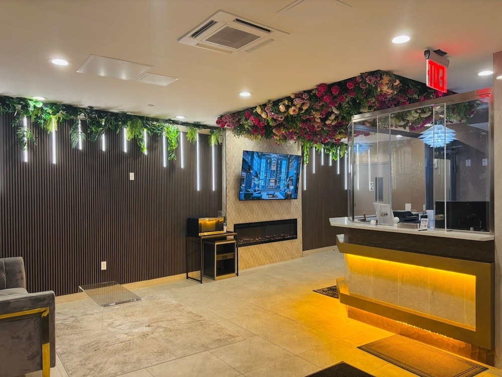 Foto de LIV Hotel Bronx - Newly Built