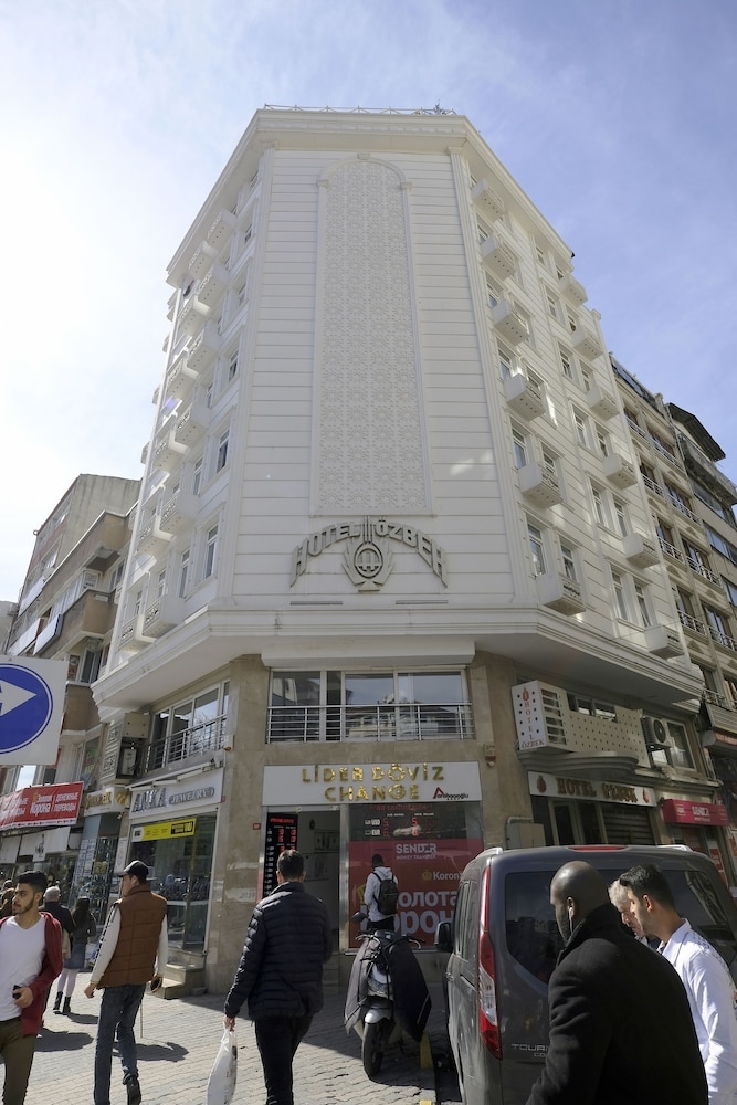 Hotel Ozbek