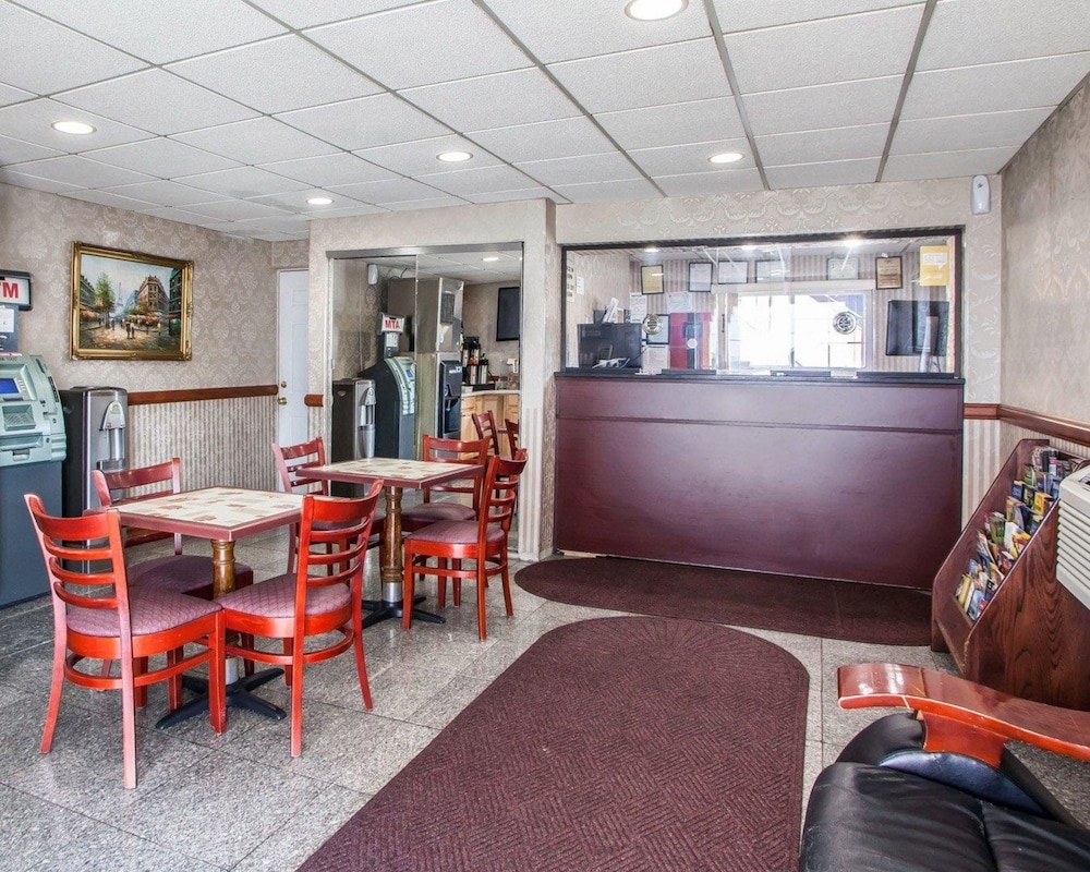 Foto de Rodeway Inn Jersey City North