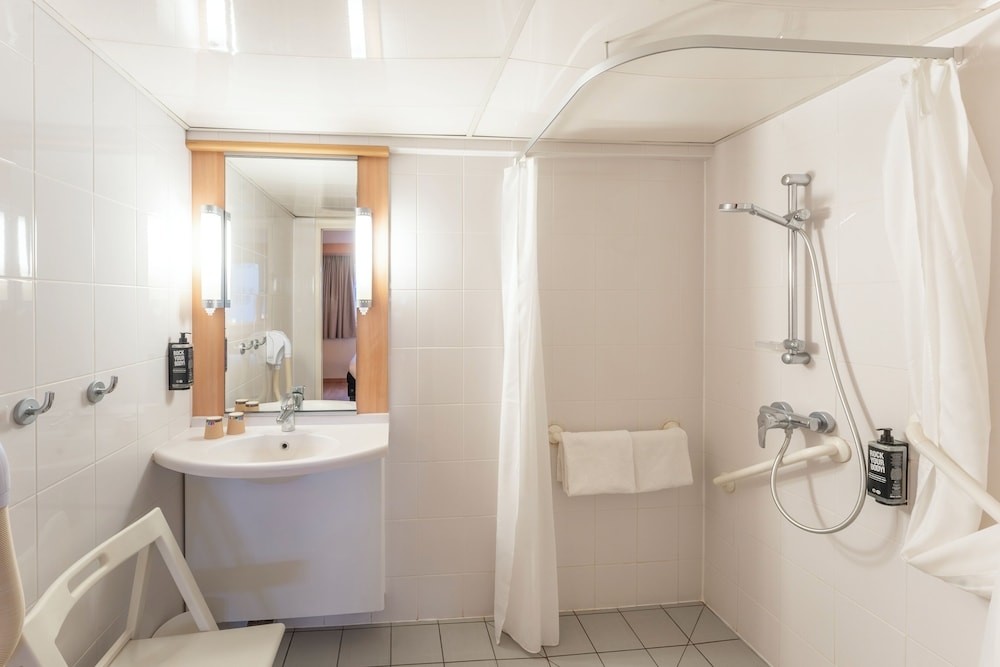 Foto de ibis Paris 17 Clichy-Batignolles