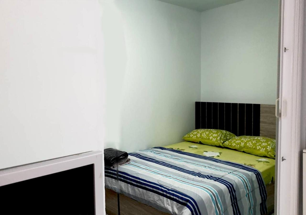 Foto de Large Room - Daily Rental Muang Thong Thani Ruensittrang