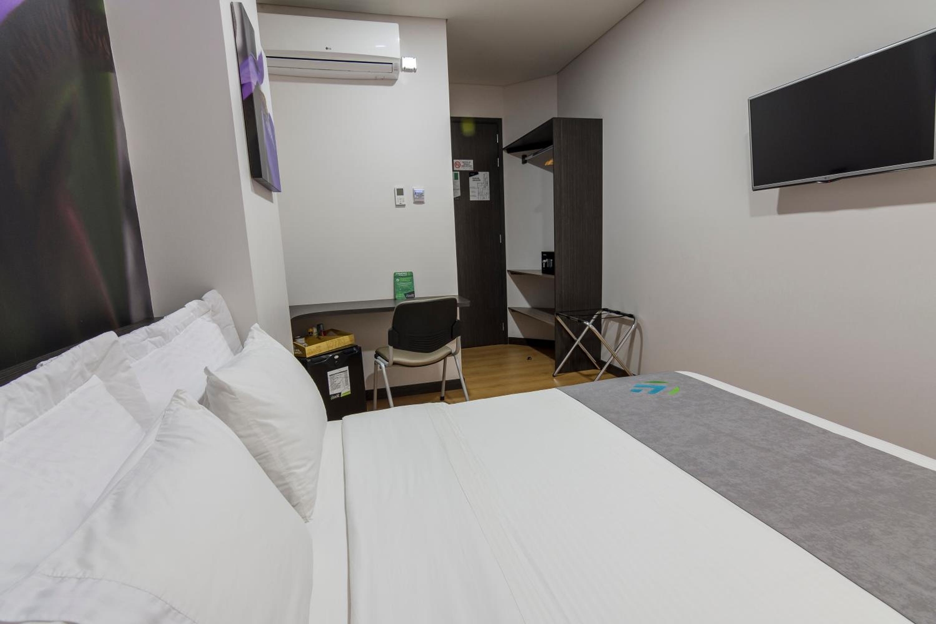 Hotel Vivre, Laureles