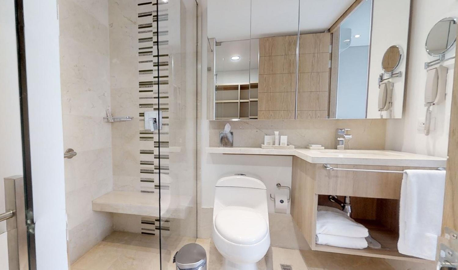 Estelar La Torre Suites, Medellín