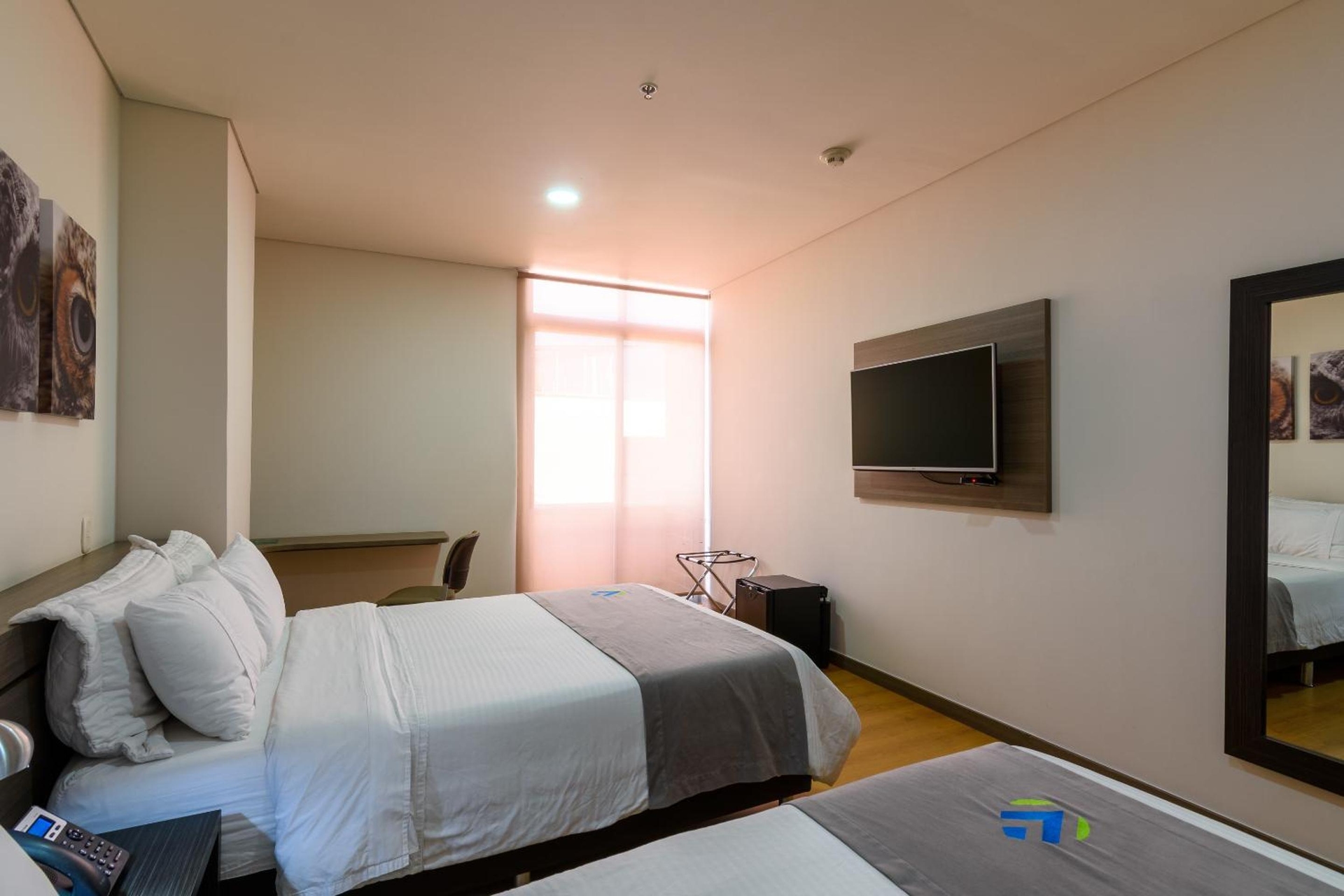 Hotel Vivre, Laureles