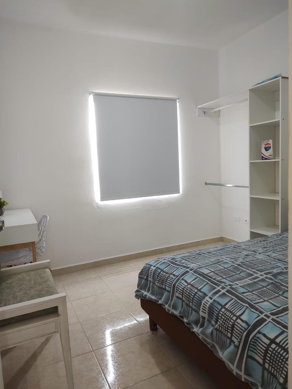 Foto de Lovely Apartment HOEStel Pedreira!