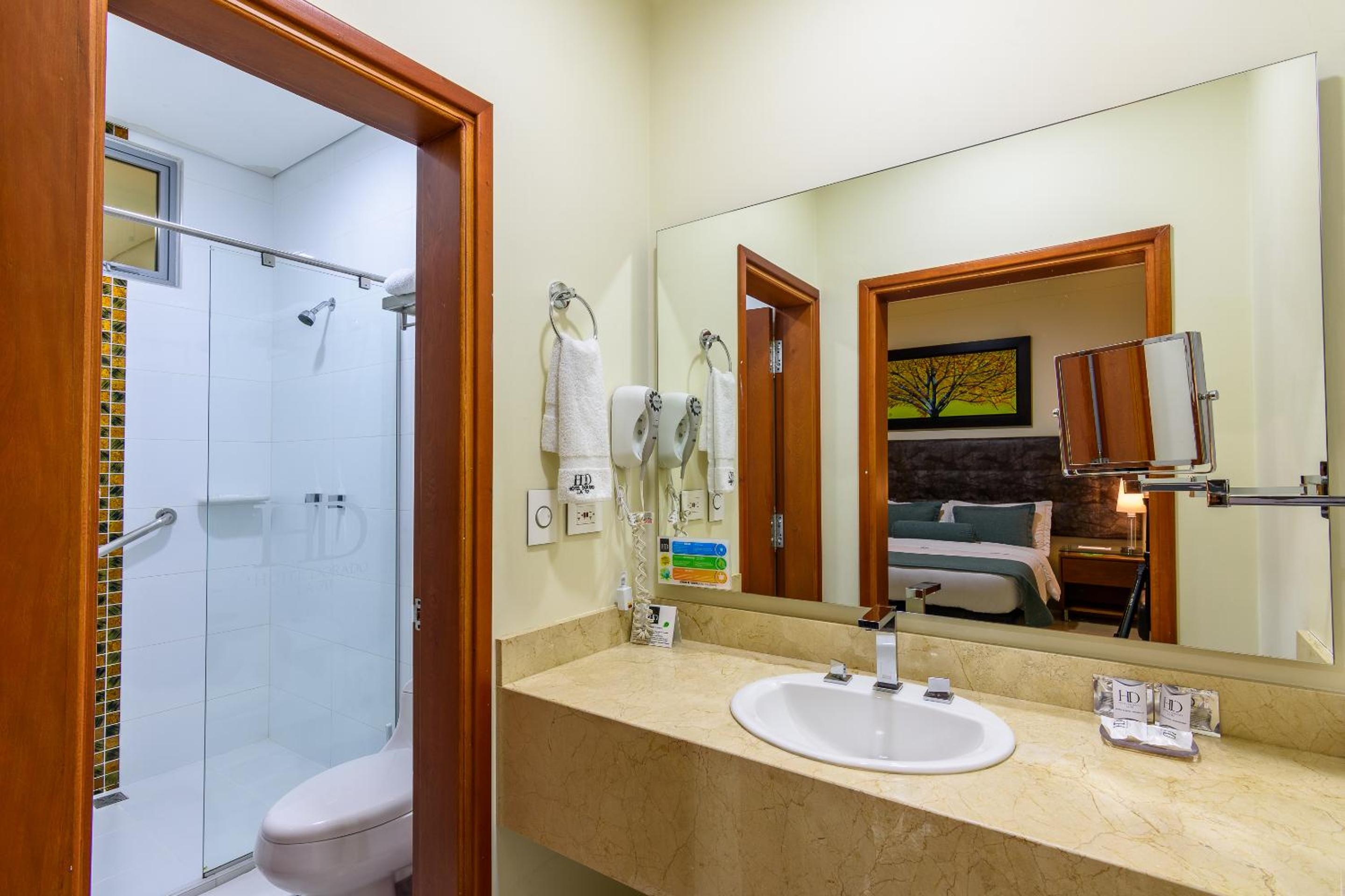 Hotel Dorado La 70, Laureles