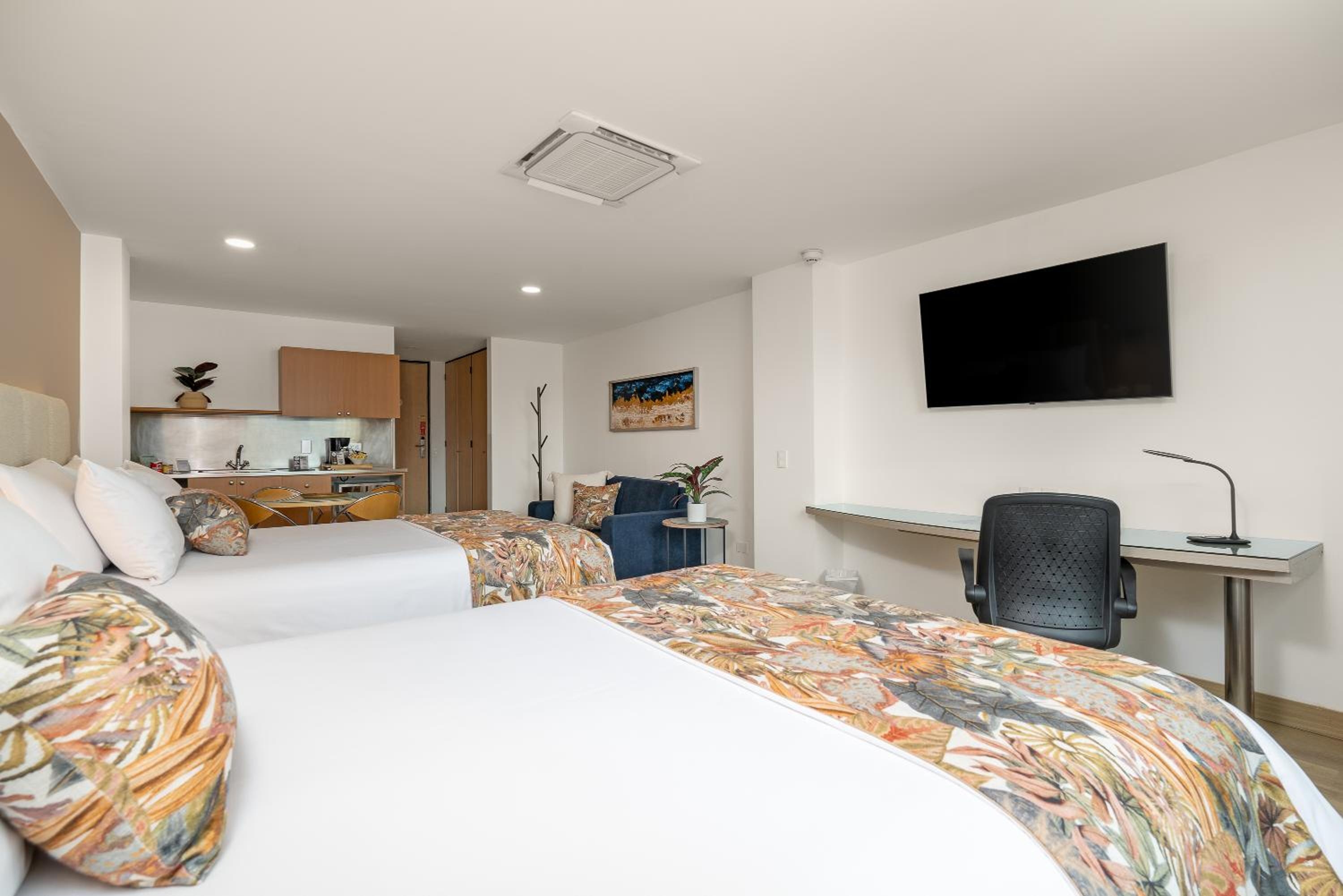 Novelty Suites Hotel - Oviedo Mall, Medellín