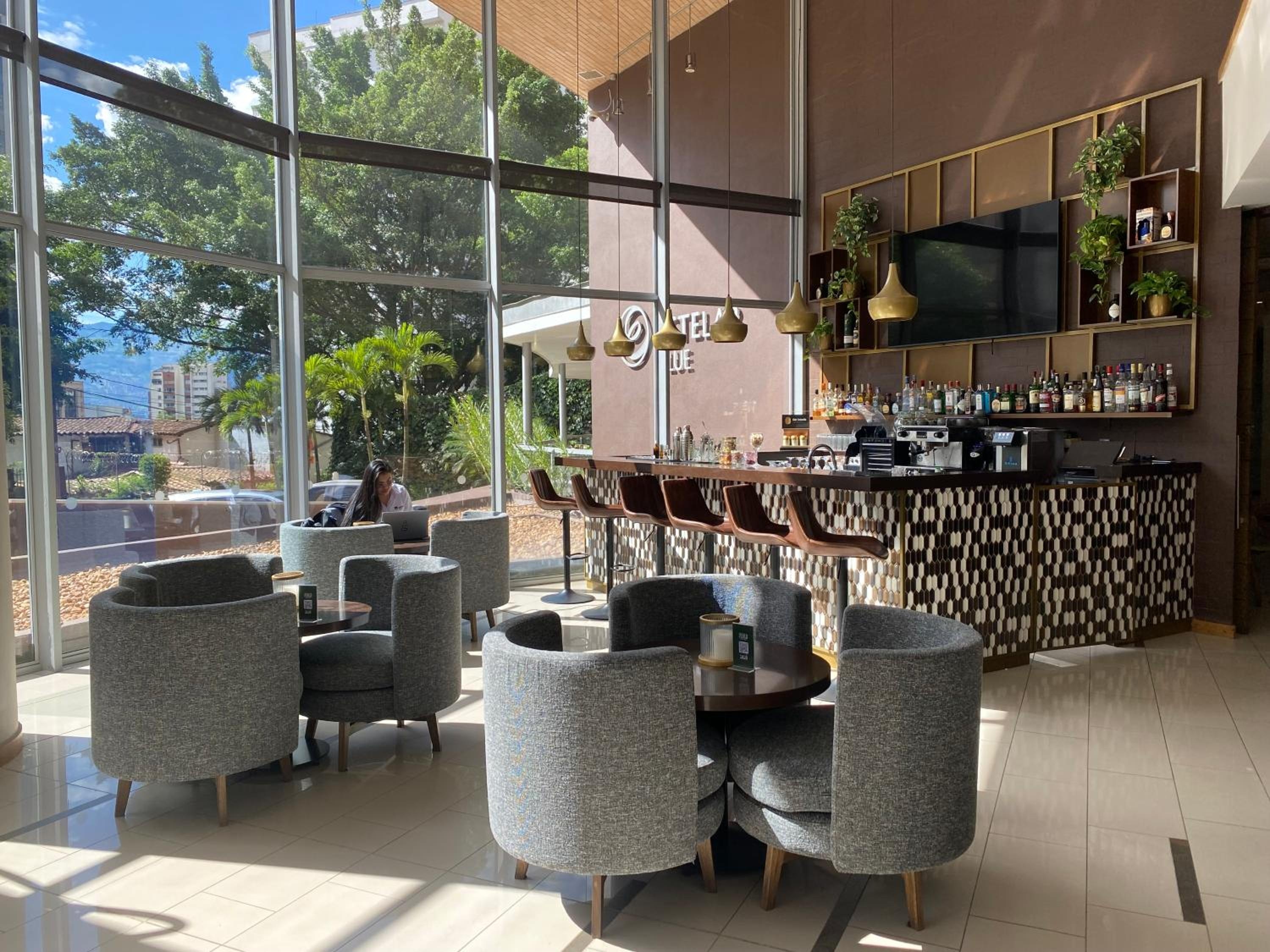 Hotel Estelar Blue, Poblado