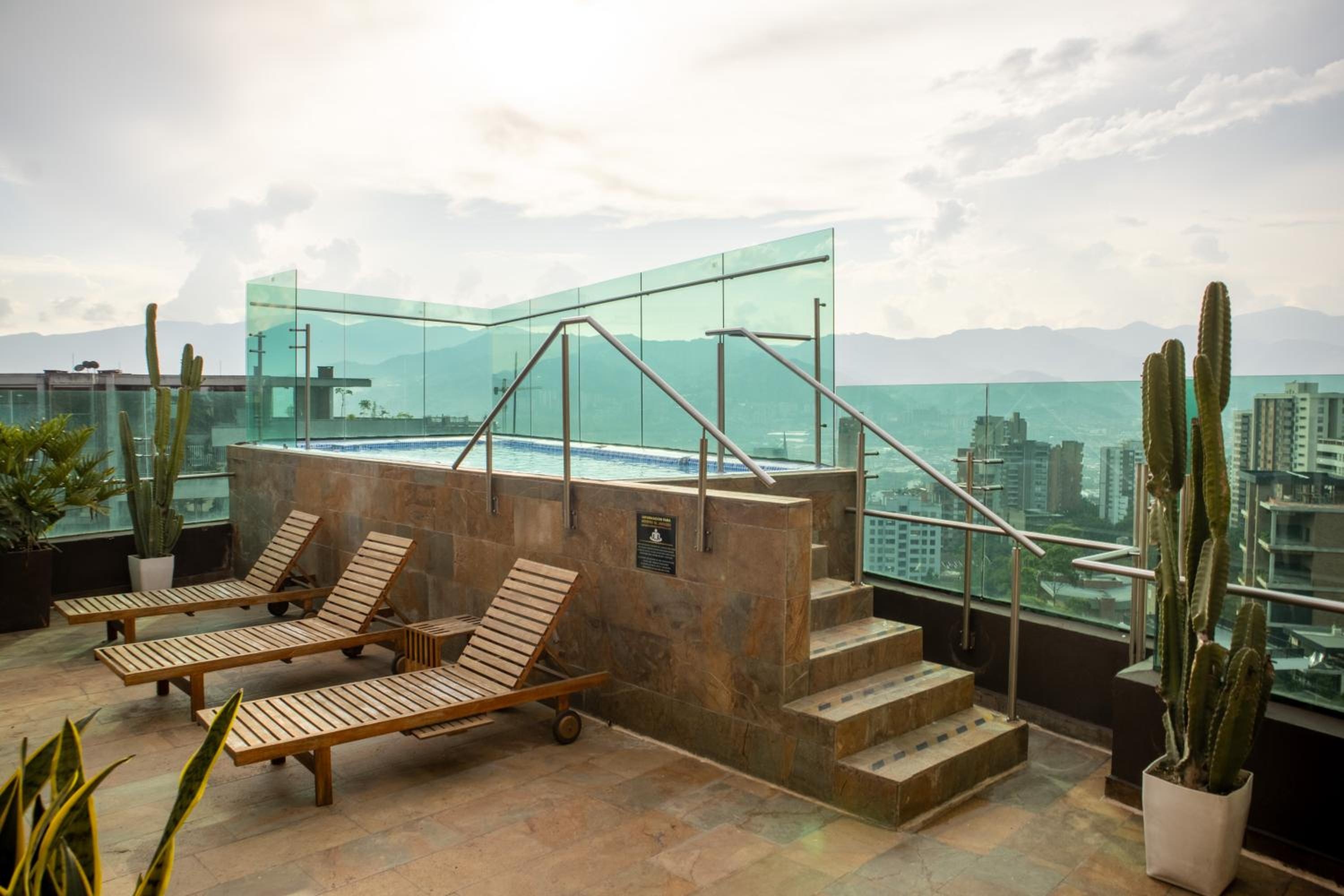 Cafe Hotel Medellín, Poblado