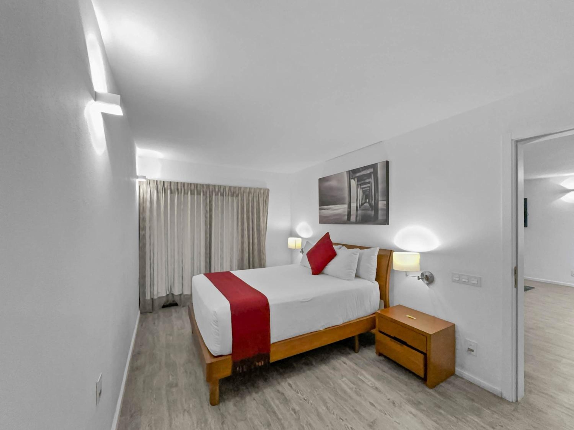 Foto de Armonik suites By Casanevo - Master King Bed Suite