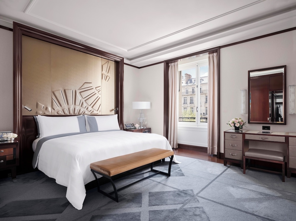 The Peninsula Paris, Paris