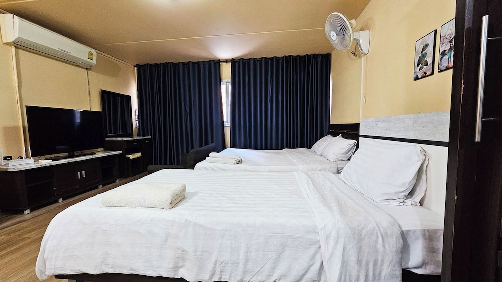 IMPACT Muang Thong Thani,daily rental room, Muang Thong Popular Condo C5
