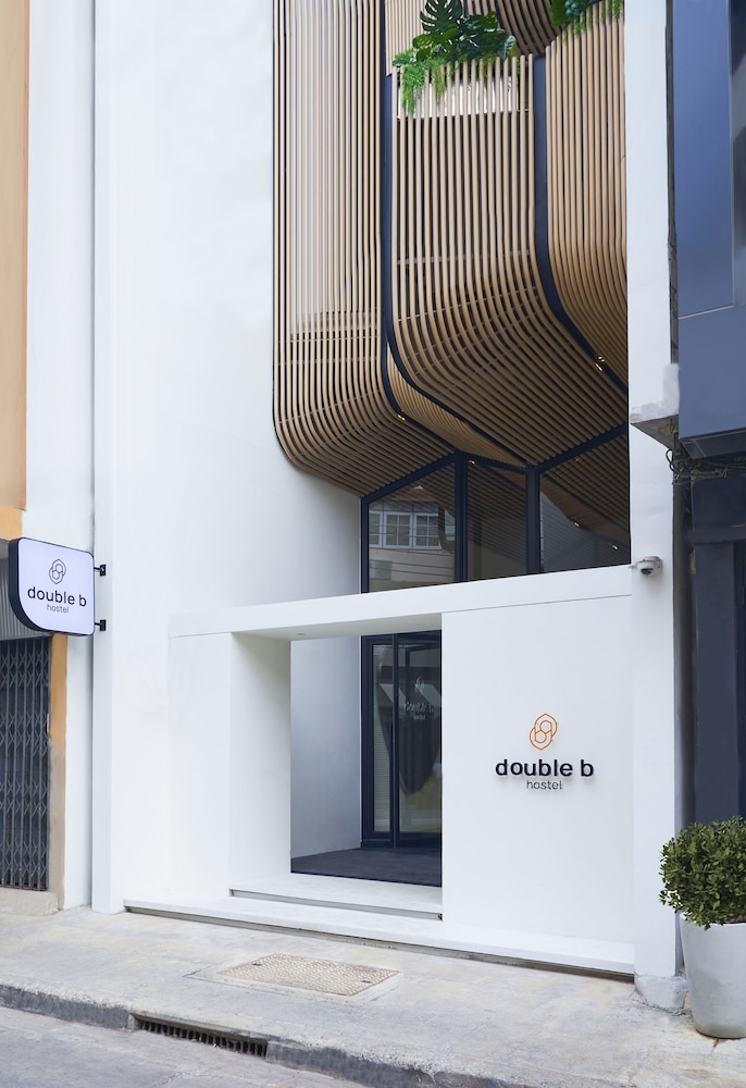 Double B Hostel